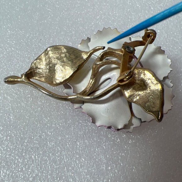 Purple Floral Brooch Ruffled Lavender Enamel Glass Rhinestones Gilded Gold-Tone - Picture 5 of 13